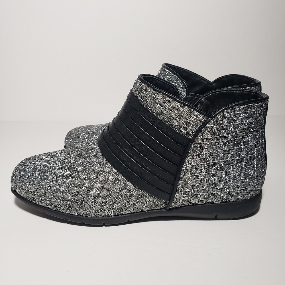 Comfortview Women’s 7.5 W Kayla Silver & Black New Ankle Boots‎ Booties.